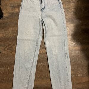 PacSun Light Wash women’s boyfriend jeans